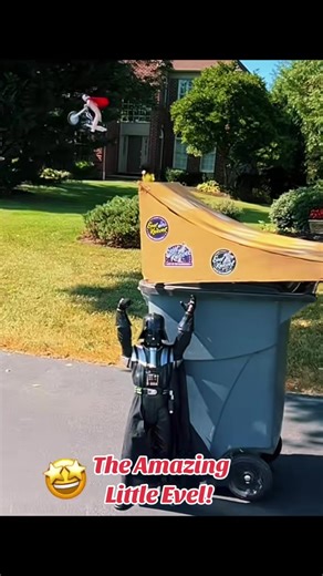 Throwback to last summer when the grass was green and the temperatures were high. ☀️ I’m sick of winter. And this could be one of little Evel‘s best jumps ever. 🏆🏆🏆 The crazy thing is we did this on the first try. Little Evel will never disappoint. 😎##evelknievel##evel##chewbacca##nostalgic##toys