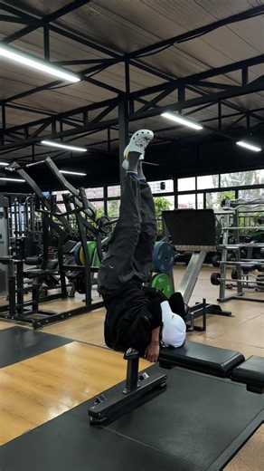 Gym Workout for Women: Kenyan TikTok Trainer Mariana Gril