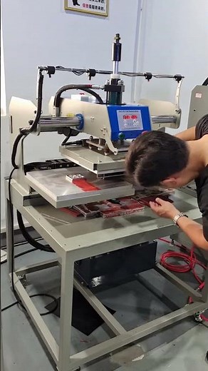 Hydraulic heat press machine both heated 3D embossing machine for fabric tshirts