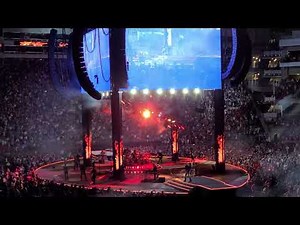 Garth Brooks- Standing Outside The Fire (Live) Fayetteville, AR 4/23/22