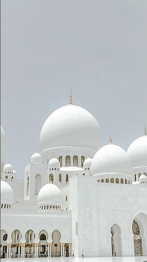 Inside the Most Beautiful Mosques on Earth
