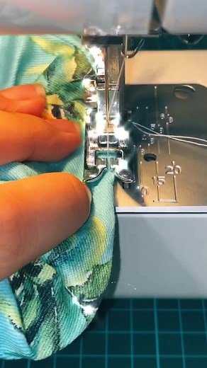 DIY Scrunchies Tutorial for Beginners