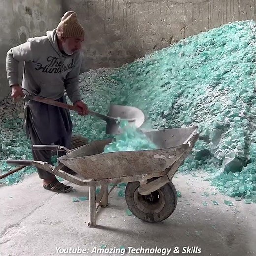 Manufacturing process of silicone from crystals || How to make silicone