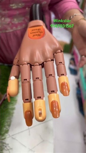 Robotic hand dummy for Nail Studio