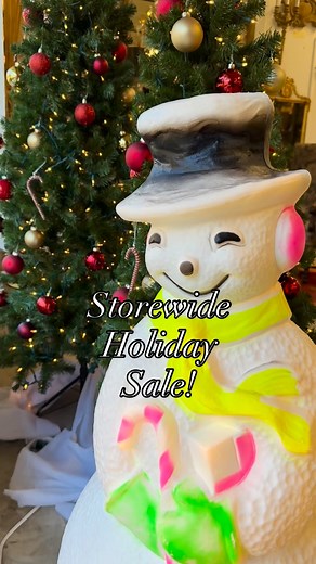 ✨Our Holiday Sale Starts Now!✨ We’re kicking off the holiday season...