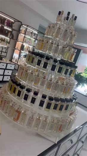 Affordable Perfume Enthusiast: My FM World Experience