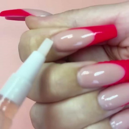 How to use a Cuticle Oil Pen | Nail Serum Pen | Body Collective