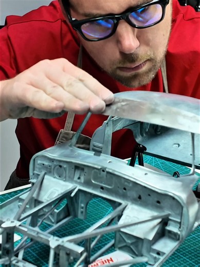 Jaguar E-Type 1/8 Scale Model by Niemas Racecars & Artscalem