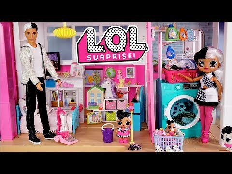 Barbie LOL Family Dollhouse Cleaning Morning Routine - Titi Toys Dolls