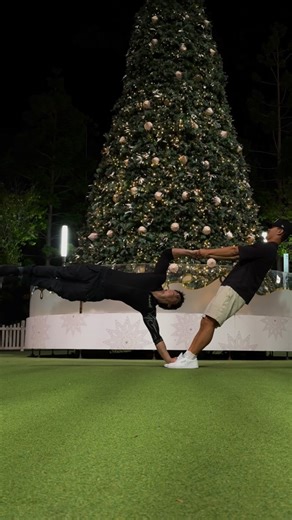 @phoenix._.s_ on Instagram: "I think I created the best handshake. 🤝 @breathedivinity use code: ‘ PHOENIX ‘ . @gorillamind use code: ‘ PHOENIX ‘ 🐦‍🔥 . My calisthenics routines link in bio ^^^ #fitness #viral #trend #trending #gym calisthenics"