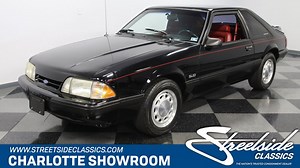 1990 Ford Mustang