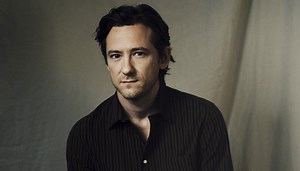 Lewis Pullman is following his dad's path—see what he said about Bill