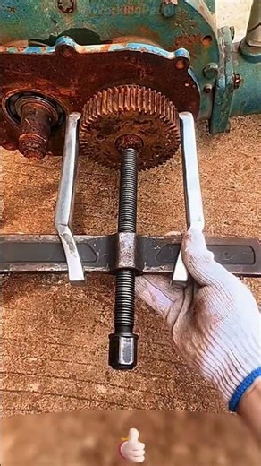 Motor gear removal tool techniques ⚙️🔧 #shorts