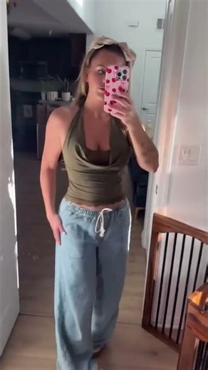 Casual Chic: Olive Top & Baggy Jeans Fit Check 👖✨
