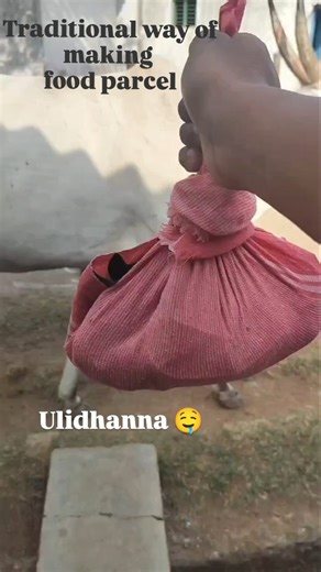 Rudhresh on Instagram: "Traditional way of making parcels..... I hope you enjoy this video.... Share and tell me ur opinion on cmt... Finding a new traditional recipe.. #reels #newrecipe #foodporn #cooking #"