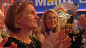 Mainz bleibt Mainz, wie es singt und lacht