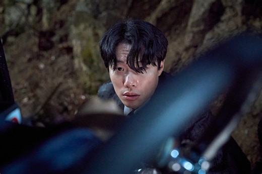 Revelations (2025) Ending Explained - Why does Detective Lee Yeon-hui suspect Pastor Sung Min-chan?