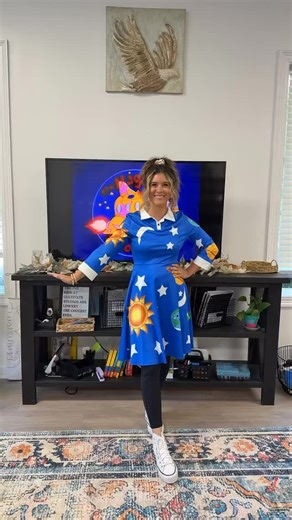 ✨ “Take chances, make mistakes, get messy!” — Mrs. Frizzle ! 🚀🎨 | Cultivate, Learning Studios