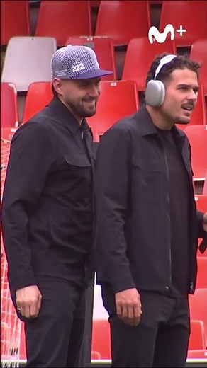 🎧 What music do you think footballers listen to before a match? #TheDayAfter #WhatTheEyeDoesntSee