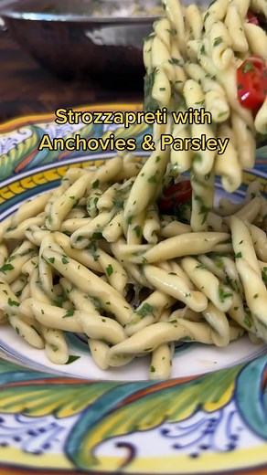 Delicious Strozzapreti with Anchovies & Parsley Recipe