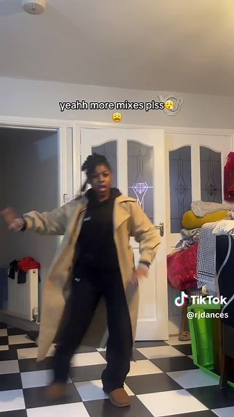 3 🔥dc’s in 1 yeahh!😝