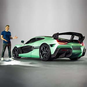 0-300km/h in 8.66 seconds!!! 🔥 | carwow