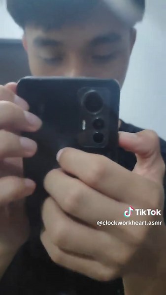 Fast Camera Tapping ASMR Experience