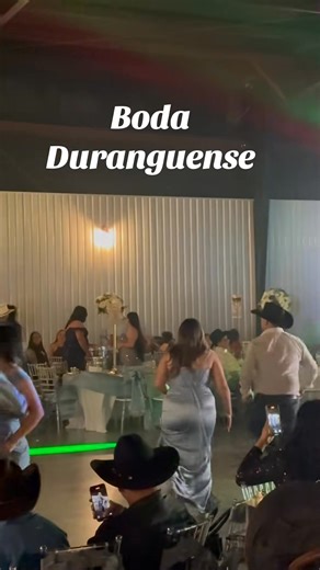 ¿Y como son las bodas en DURANGO? PUES SOLO MIREEE... #folkloremexicano #chihuahua #ConcursoDePolkas #danzasfolkloricas #polkasmexico #danza #danzafolklorica #polkero #teatro #Sinaloa #fblifestyle | Vive la Polka