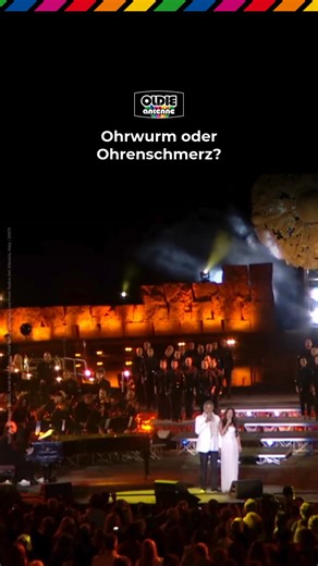 📻Ein Abschied für die Ewigkeit – oder für die Nerven? 😜 Mit „Time to Say Goodbye“ haben Andrea Bocelli und Sarah Brightman 1996 Musikgeschichte geschrieben. Es ist die Hymne für große Momente, Abschiede und Gänsehaut-Finals. Was haltet ihr von dem Lied?😎 #TimeToSayGoodbye #AndreaBocelli #SarahBrightman #Klassiker #Ohrwurm | Oldie Antenne
