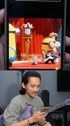 94K views · 1K reactions | Tutorial Tapping Minion (Van Halen - Eruption) Tuning gitarnya gua turunin setengah biar sama kayak aslinya Gitar yg gua pake link nya ada di atas atau klik link di Bio profile gua #guitar #electric #tapping #minion #eruption | Dimas Dzulfi Kurniawan | Facebook