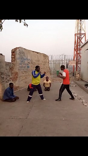 10K views · 541 reactions | Self defence 屢 Don't forget to register 1xbet use my promo code ZEDIPMAN1× just follow this link https://bit.ly/3WfbD91 | Wing Chun master Zedipman | Facebook