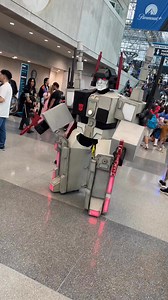 Look at this f*ckin’ thing. #decepticons #autobots #transformers #transformersg1 #morethanmeetstheeye #robotsindisguise | The Reflector Files