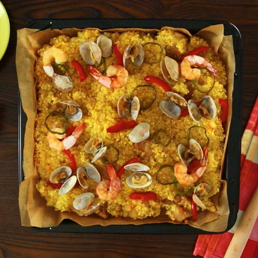 オーブンで仕上げる 具材たっぷりパエリア 作り方・レシピ | クラシル