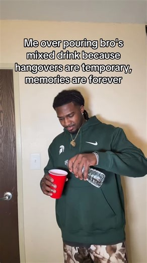 Zello 🇹🇨X🇬🇾| Content Creator on Instagram: "🤣🤣🤣#instagram #reelsinstagram #funny #relatable #fyp"