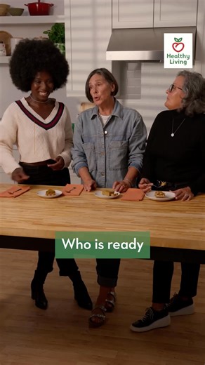 🥧 Pre-order now! It’s only truly Thanksgiving if you end with our famous, house-made pies, available classic, GF, and GF/V! | Healthy Living