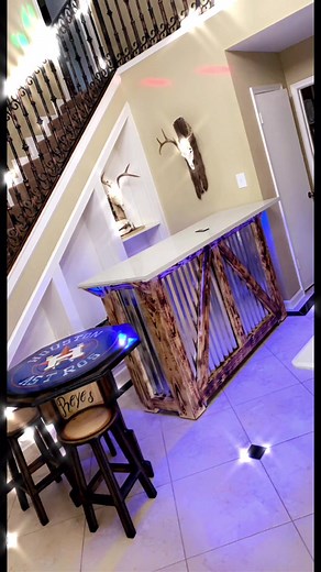 DIY Rustic Bar Ideas for Your Home Decor