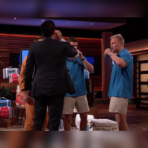 70K views · 4.8K reactions | As seen on SHARK TANK麗, the Iceless Beer Cooler that keeps your drinks cold for 7 hours without ice! | Kanga Coolers | Facebook