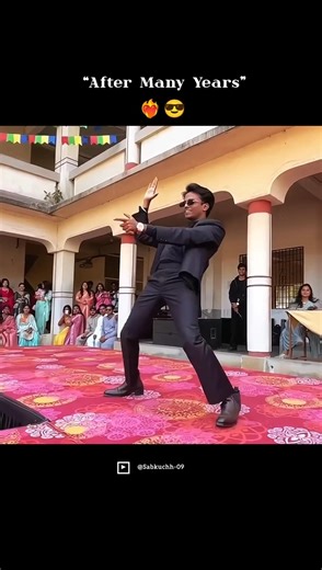 Blue Eyes || Boy's Dance || WhatsApp (Lyrics) Dance Status ||