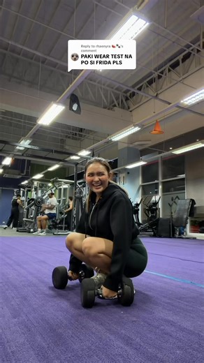 125K views · 890 reactions | FRIDA wear test? Game! Glam Hour | Pau del Rio | Facebook