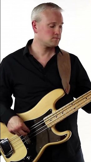 Cissy Strut, The Funkiest Bass Line by The Meters!