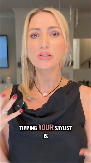 How much SHOULD you tip your hairstylist? 💇🏼‍♀️