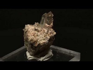 Minerals #370: Quartz, 山口県萩市山田志津木鉱山（青長谷鉱山）.