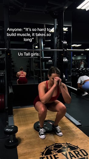 Tall Girl Gym Transformation: Heavy Weightlifting Challenges