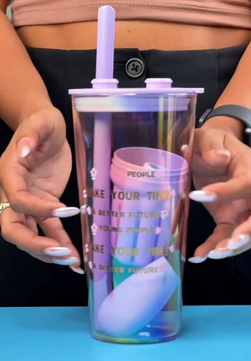 #asmrvideo con uno de nuestros productos más divertidos ✨🫰🏽 ¿Te gustaría tenerlo? #termos #bebidas