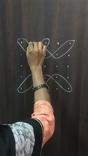 5*5 dots Simple and easy kolam design