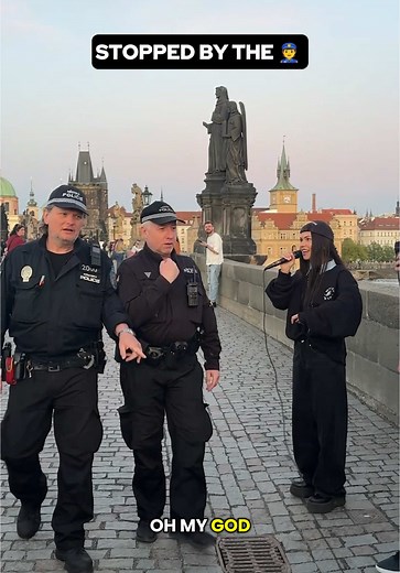 Unexpected Moments from Prague Street Session