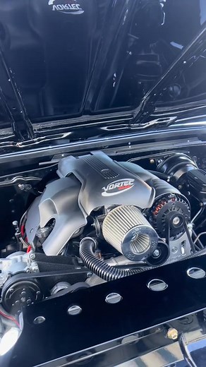 definitely bad and boujee 🔥🔥🔥 #k5 #blazer #restomod #1972 #lsswap #farmtruck #classictrucks #classiccars #c10 #k10 #classicgm | Shanes Garage