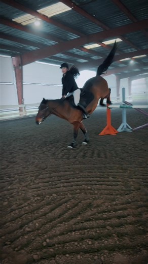 Some awesome winter riding moments! #horsebackriding | Horseback Riding