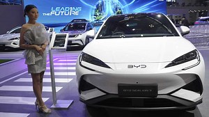 China tightens rules for electric vehicle exports by requiring permits from 2026