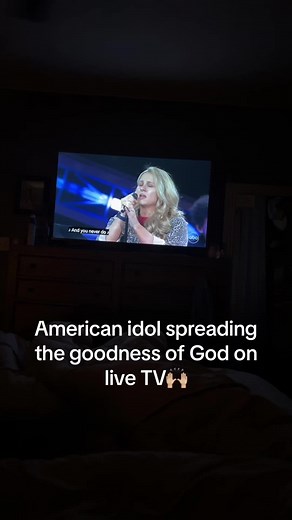 American Idol Singers Perform Gratitude by Brandon Lake
